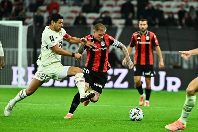 FOOTBALL : OGC Nice vs LOSC Lille - ligue 1 - 29 10 25 Nice™s defender 26 Melvin Bard (R) and Lille™s midfielder 21 Benjamin AndrÃ during the French L1 2025-2026 season football match between OGC Nice and LOSC Lille at Louis II stadium of Monaco, south France, on October 29, 2025. NICEFrance  Copyright: xfredxDIDES psnewzx