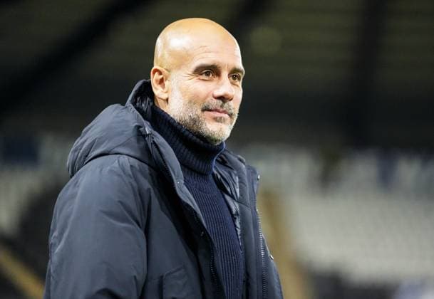 Carabao Cup Last 16 Swansea City v Manchester City Manchester City Manager Pep Guardiola arrives at the Swansea.com Stadium ahead of the Carabao Cup Last 16 Swansea City vs Manchester City at Swansea.com Stadium, Swansea, United Kingdom, 29th October 2025 (Photo by Andrew Lewis News Images) Swansea Swansea.com Stadium West Glamorgan United Kingdom Copyright: xAndrewxLewis NewsxImagesx