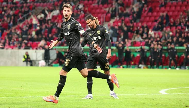 29.10.2025, Deutschland, Mainz, Fußball DFB Pokal 2. Runde, Saison 2025 2026, 1. FSV Mainz 05 vs. VfB Stuttgart, Jubel nach dem 0:2 Tor, Torschütze Atakan Karazor (VfB)