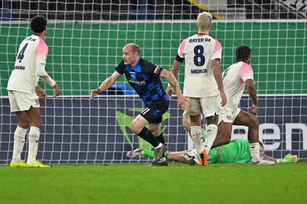 Paderborn, Home Deluxe Arena, 29.10.25, GER, Herren, DFB-Pokal, 2.Runde, Saison 2025-2026, SC Paderborn 07 - Bayer 04 Leverkusen Bild: Sven MICHEL (Paderborn) jubelt nach seinem Tor zum 2:1 DFB regulations prohibit any use of photographs as image sequences and or quasi-video. Nordrhein-Westfalen Deutschland