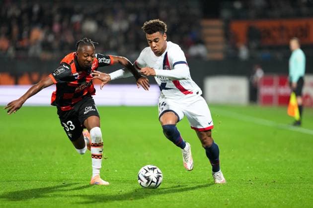 FC Lorient v Paris Saint-Germain - Ligue 1 McDonald s 2025 2026 93 Joel MVUKA (fcl) - 14 Desire DOUE (psg) during the Ligue 1 McDonald s match between Lorient and Paris at Stade du Moustoir on October 29, 2025 in Lorient, France. ( Lorient France  Copyright: xFEPx 776348176