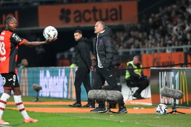 FC Lorient v Paris Saint-Germain - Ligue 1 McDonald s 2025 2026 Luis ENRIQUE (Entraineur PSG) during the Ligue 1 McDonald s match between Lorient and Paris at Stade du Moustoir on October 29, 2025 in Lorient, France. ( Lorient France  Copyright: xFEPx 776348176