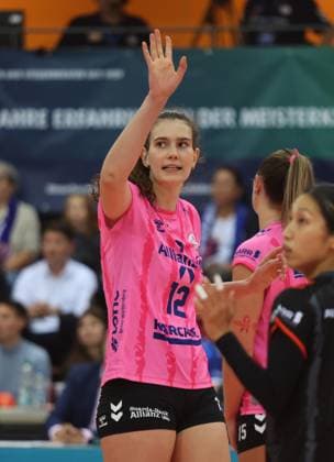 Stuttgart , Volleyball Bundesliga Allianz MTV Stuttgart vs. Dresdner SC , Lucia Varela Gomez ( Allianz )
