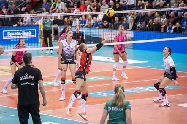 Patricia Nestler (Dresdner SC, 01) - Ballannahme GER, Allianz MTV Stuttgart - Dresdner SC, Volleyball Bundesliga, VBL, Spielzeit 2025 2026, 29.10.2025 GER, Allianz MTV Stuttgart - Dresdner SC, Volleyball Bundesliga, VBL, Spielzeit 2025 2026, 29.10.2025 Stuttgart Copyright: xSandyxDinkelackerx EP_SDR