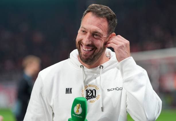 Frank Krampe (DSC Arminia Bielefeld, Cheftrainer) vor dem Spiel GER, 1. FC Union Berlin vs DSC Arminia Bielefeld, Fussball, DFB-Pokal, 2. Runde, Saison 2025 2026, 29.10.2025 DFL REGULATIONS PROHIBIT ANY USE OF PHOTOGRAPHS AS IMAGE SEQUENCES AND OR QUASI-VIDEO GER, 1. FC Union Berlin vs DSC Arminia Bielefeld, Fussball, DFB-Pokal, 2. Runde, Saison 2025 2026, 29.10.2025 Berlin Copyright: xEibner-Pressefoto ScottxColemanx EP_SCN