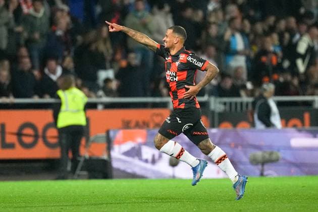 FC Lorient v Paris Saint-Germain - Ligue 1 McDonald s 2025 2026 02 Igor SILVA DE ALMEIDA (fcl) during the Ligue 1 McDonald s match between Lorient and Paris at Stade du Moustoir on October 29, 2025 in Lorient, France. ( Lorient France  Copyright: xFEPx 776348176