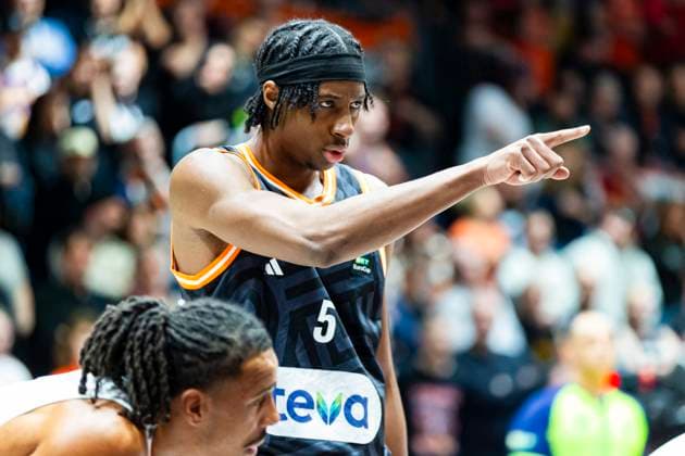 29.10.2025, xomx, Basketball BKT EuroCup 2025 2026, NINERS Chemnitz - ratiopharm ulm v.l. Mohamed Diakite (Ratiopharm Ulm) Chemnitz
