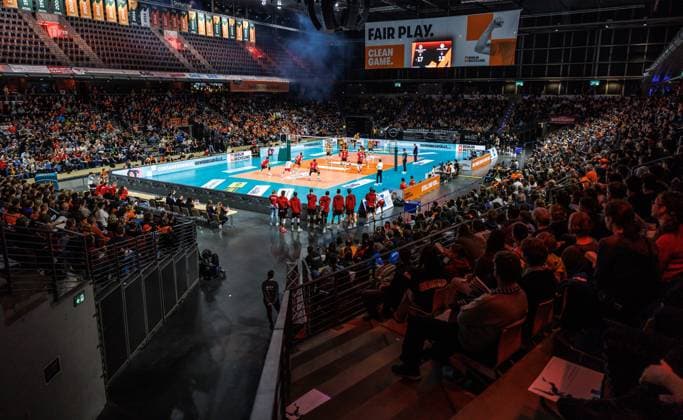 29.10.25, Berlin, Volleyball: 1.Bundesliga, Maenner, 3. Spieltag, BR Volleys - SV Warnemuende, Max-Schmeling-Halle. BR Volleys - SV Warnemuende