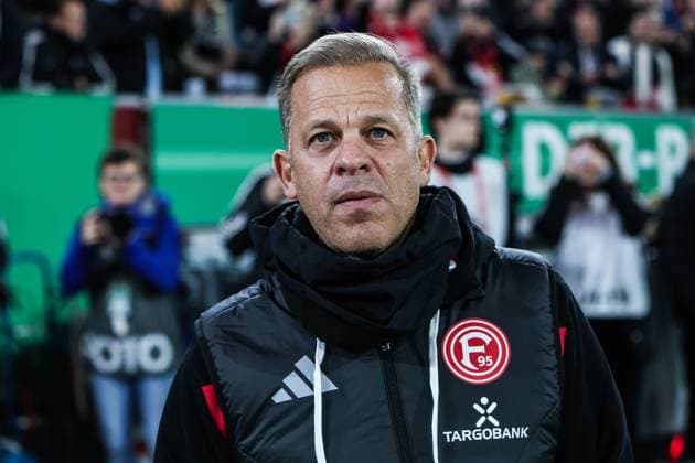 Fussball, DFB-Pokal Saison 2025 2026 2. Runde Fortuna Düsseldorf - SC Freiburg 29.10.2025, MERKUR SPIEL-ARENA Markus Anfang (Trainer, Fortuna Düsseldorf) Düsseldorf MERKUR SPIEL-ARENA Nordrhein-Westfalen Deutschland