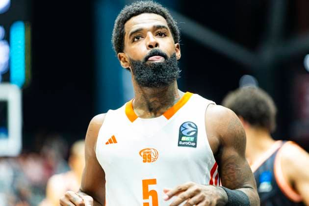 29.10.2025, xomx, Basketball BKT EuroCup 2025 2026, NINERS Chemnitz - ratiopharm ulm v.l. Corey Davis Jr. (Niners Chemnitz). Portrait, Portraet, Chemnitz