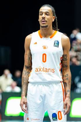 29.10.2025, xomx, Basketball BKT EuroCup 2025 2026, NINERS Chemnitz - ratiopharm ulm v.l. Kevin Yebo (Niners Chemnitz) am Ball. Portrait, Portraet, Chemnitz