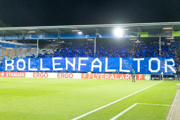DFB-Pokal: SV Darmstadt 98 - FC Schalke 04, 29.10.2025 Bäöllenfalltor Banner der Darmstädter Fans, SV Darmstadt 98 - FC Schalke 04, Darmstadt, Merck-Stadion am Böllenfalltor, 29.10.2025 Copyright: xBEAUTIFULxSPORTS Gawlikx