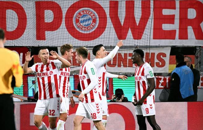 Fussball, DFB Pokal, Deutschland, Herren, Saison 2025 2026, 2. Runde, Rhein Energie Stadion Köln, 1. FC Köln - FC Bayern München; Jubel Ragnar Ache (KOE) nach seinem Tor zum 1:0. Jubel, Freude, Aktion.