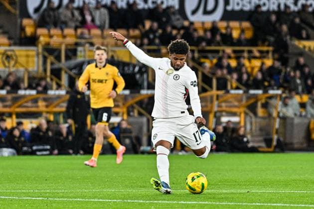 29th October 2025; Molineux Stadium, Wolverhampton, West Midlands, England; EFL Carabao Cup Football, Wolverhampton Wanderers versus Chelsea; Andrey Santos of Chelsea scores in the 5th minute to make the score 0-1  GodfreyxPitt
