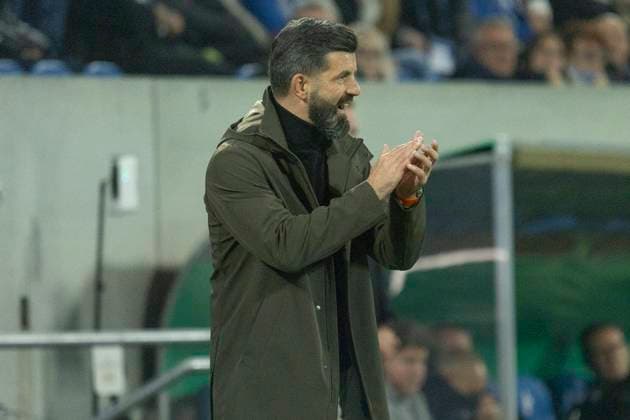 DFB-Pokal: SV Darmstadt 98 - FC Schalke 04, 29.10.2025 Miron Muslic (Trainer FC Schalke 04), SV Darmstadt 98 - FC Schalke 04, Darmstadt, Merck-Stadion am Böllenfalltor, 29.10.2025 Copyright: xBEAUTIFULxSPORTS Gawlikx