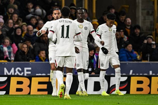 29th October 2025; Molineux Stadium, Wolverhampton, West Midlands, England; EFL Carabao Cup Football, Wolverhampton Wanderers versus Chelsea; Tyrique George of Chelsea celebrates with his team after scoring in the 15th minute to make the score 0-2  GodfreyxPitt