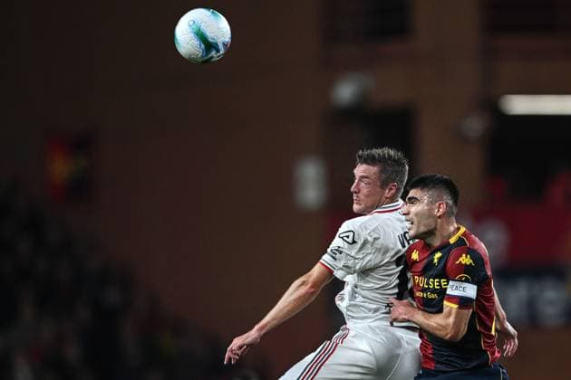 Mg Genova 29 10 2025 - campionato di calcio serie A Genoa-Cremonese foto Matteo Gribaudi Image nella foto: Jamie Vardy-Joahn Vasquez 