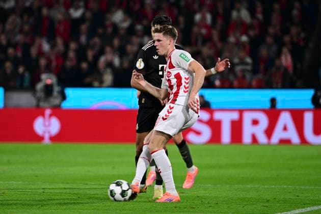 Marius Bülter (1. FC Köln, 30), 1.FC Koeln vs. FC Bayern Muenchen, DFB-Pokal, 2. Runde, 29.10.2025 DFB regulations prohibit any use of photographs as image sequences and or quasi-video Koeln Nordrhein-Westfalen Deutschland