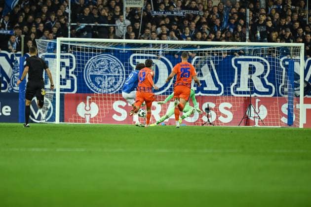 29.10.2025, Fussball, DFB-Pokal, 2. Runde, Saison 2025 2026, FC Schalke 04 - SV Darmstadt 98, Fraser Hornby (SV Darmstadt) erzielt das Tor zum 3:0, xRHR-FOTO YYx Copyright: KROEGER RHR-FOTOx RHR-FOTO YY
