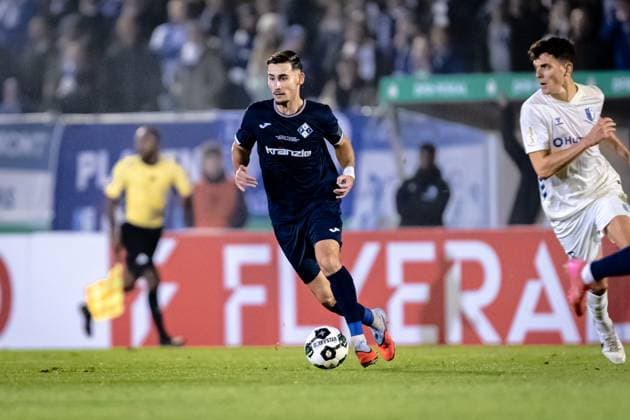 29.10.2025, Fussball, Saison 2025 2026, DFB-Pokal, Vöhlinstadion Illertissen, 2. Runde, FV Illertissen - 1. FC Magdeburg, Freisteller Einzelbild 8 Milos Cocic (FV Illertissen) Illertissen Vöhlinstadion Bayern Deutschland xRHR-FOTO LFx Copyright: RHR-FOTOx RHR-FOTO LF
