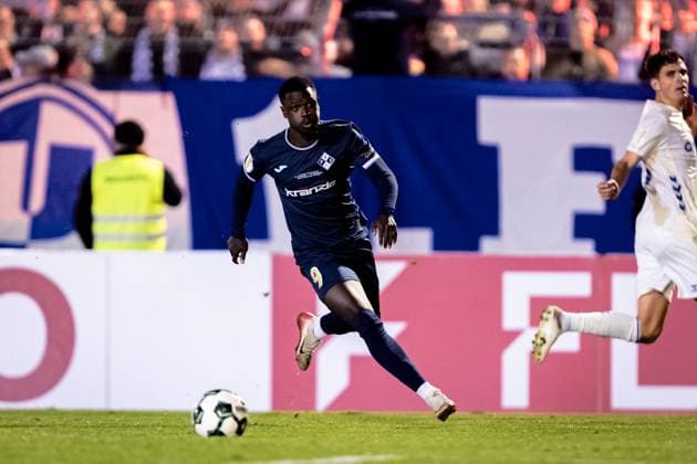 29.10.2025, Fussball, Saison 2025 2026, DFB-Pokal, Vöhlinstadion Illertissen, 2. Runde, FV Illertissen - 1. FC Magdeburg, Freisteller Einzelbild 9 Mussa Fofanah (FV Illertissen) Illertissen Vöhlinstadion Bayern Deutschland xRHR-FOTO LFx Copyright: RHR-FOTOx RHR-FOTO LF