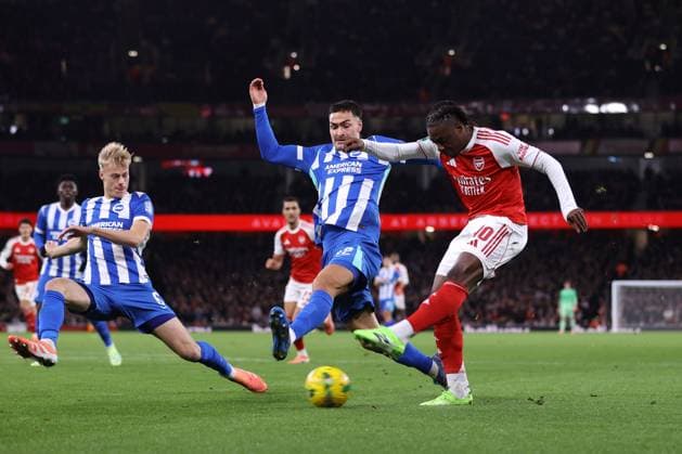 Arsenal v Brighton & Hove Albion 29 October 2025, London - Carabao Cup - Fourth Round - Arsenal v Brighton & Hove Albion - Eberechi Eze of Arsenal shoots - Photo: Jacques Feeney Offside. London UK Copyright: xJacquesxFeeneyx xOffsidexOffside