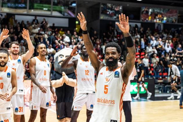 GER, BKT EuroCup, Saison 2025 2026, Niners Chemnitz - Ratiopharm Ulm. 29.10.2025, Messe, Chemnitz, GER, BKT EuroCup, Saison 2025 2026, Niners Chemnitz - Ratiopharm Ulm. Corey Davis Jr. (Niners Chemnitz, 5) jubelt Foto Alexander Trienitz Chemnitz Messe Sachsen Deutschland