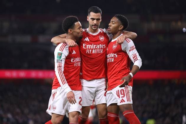 Arsenal v Brighton & Hove Albion 29 October 2025, London - Carabao Cup - Fourth Round - Arsenal v Brighton & Hove Albion - Ethan Nwaneri of Arsenal celebrates scoring the opening goal with Mikel Merino and Myles Lewis-Skelly - Photo: Jacques Feeney Offside. London UK Copyright: xJacquesxFeeneyx xOffsidexOffside