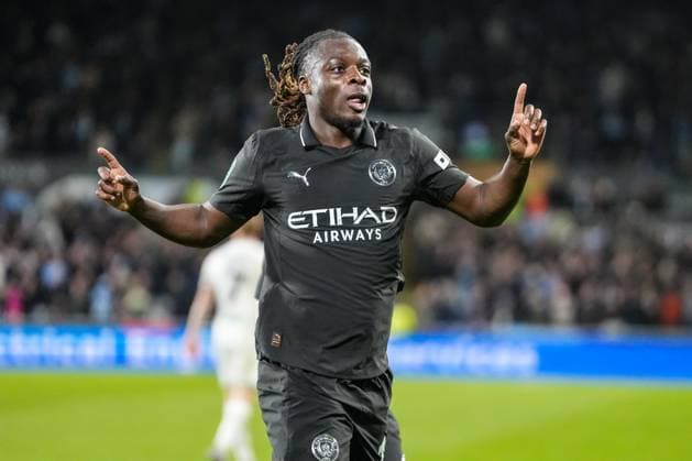 Carabao Cup Last 16 Swansea City v Manchester City JÃ rÃ my Doku of Manchester City celebrates scoring his teams first goal during the Carabao Cup Last 16 Swansea City vs Manchester City at Swansea.com Stadium, Swansea, United Kingdom, 29th October 2025 (Photo by Andrew Lewis News Images) Swansea Swansea.com Stadium West Glamorgan United Kingdom Copyright: xAndrewxLewis NewsxImagesx