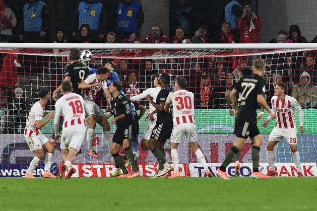 Harry Kane (FC Bayern Muenchen) Tor zum 1:3 waehrend des Spiels der 2. Runde im DFB-Pokal zwischen 1. FC Köln und FC Bayern München im Rhein-Energie-Stadion am 29. October 2025 in Köln, Deutschland. (Foto von Ralf Treese DeFodi Images) +++ Harry Kane (FC Bayern Muenchen) scores his team?s third goal during the DFB-Cup - Second Round match between 1. FC Koeln and FC Bayern München at Rhein-Energie-Stadion on October 29, 2025 in Koeln, Germany. (Photo by Ralf Treese DeFodi Images) DFB DFL REGULATIONS PROHIBIT ANY USE OF PHOTOGRAPHS AS IMAGE SEQUENCES AND OR QUASI-VIDEO. (Photo by Ralf Treese DeFodi Images) Harry Kane FC Bayern Muenchen scores his team?s third goal during the DFB Cup Second Round match between 1 FC Koeln and FC Bayern München at Rhein Energie Stadion on October 29, 2025 in Koeln, Germany Photo by Ralf Treese DeFodi Images Harry Kane FC Bayern Muenchen scores his team?s third goal during the DFB Cup Second Round match between 1 FC Koeln and FC Bayern München at Rhein Energie Stadion on October 29, 2025 in Koeln, Germany Photo by Ralf Treese DeFodi Images DFB DFL REGULATIONS PROHIBIT ANY USE OF PHOTOGRAPHS AS IMAGE SEQUENCES AND OR QUASI VIDEO Photo by Ralf Treese DeFodi Images