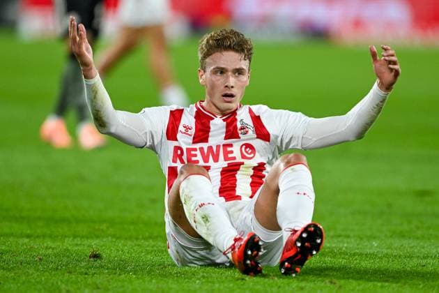 Sebastian Sebulonsen (1.FC Köln, 28) gestikuliert, GER, 1. FC Köln vs FC Bayern München, Fussball, DFB Pokal, 2. Runde, Saison 2025 2026, 29.10.2025. DFB regulations prohibit any use of photographs as image sequences and or quasi-video GER, 1. FC Köln vs FC Bayern München, Fussball, DFB Pokal, 2. Runde, Saison 2025 2026, 29.10.2025. Köln Copyright: xEibner-Pressefoto FlorianxWiegandx EP_FWD