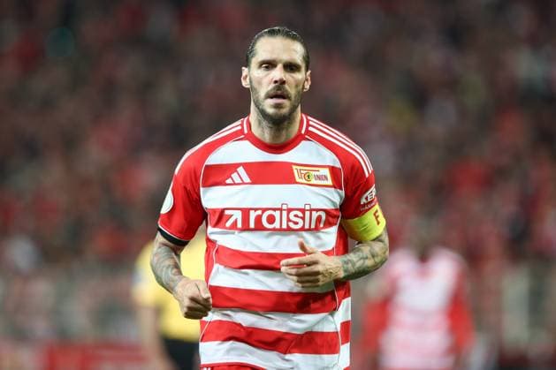 29.10.2025, xtgx, Fussball - DFB Pokal 2.Runde Union Berlin - Arminia Bielefeld emspor, v.l. Christopher Trimmel (Union Berlin, 28) (DFL DFB REGULATIONS PROHIBIT ANY USE OF PHOTOGRAPHS as IMAGE SEQUENCES and or QUASI-VIDEO) Berlin