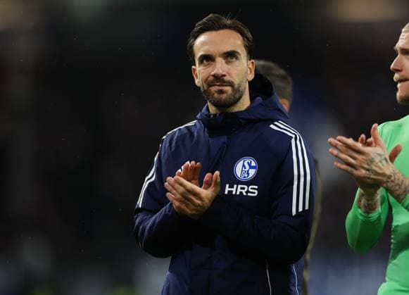 29.10.2025, xdcx, Fussball DFB-Pokal 2. Runde, SV Darmstadt 98 - FC Schalke 04, emonline, emspor, despor, v.l., Kenan Karaman (FC Schalke 04) enttaeuscht, enttaeuscht schauend, dissapointed, traurig, frustiert, frust, gefrustet DFL DFB REGULATIONS PROHIBIT ANY USE OF PHOTOGRAPHS AS IMAGE SEQUENCES AND OR QUASI-VIDEO. Copyright: HMBxMedia Claus
