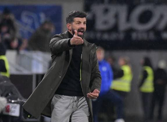 29.10.2025, xblx, Fussball DFB Pokal 2.Runde, SV Darmstadt 98 - FC Schalke 04 v.l. Trainer MIRON MUSLIC (FC Schalke 04) (DFL DFB REGULATIONS PROHIBIT ANY USE OF PHOTOGRAPHS as IMAGE SEQUENCES and or QUASI-VIDEO) Darmstadt