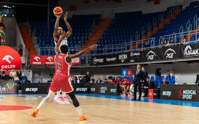 LUBLIN 29.10.2025 KOSZYKOWKA FIBA EUROPE CUP 2025 PGE START LUBLIN - UCAM MURCIA CB BASKETBALL FIBA EUROPE CUP 2025 IN LUBLIN PGE START LUBLIN VS. UCAM MURCIA CB N Z TEVIN MACK, DEVONTAE CACOK¨ FOT. MATEUSZ MICHALEWSKI NEWSPIX.PL --- newspix.pl POLAND OUT! 