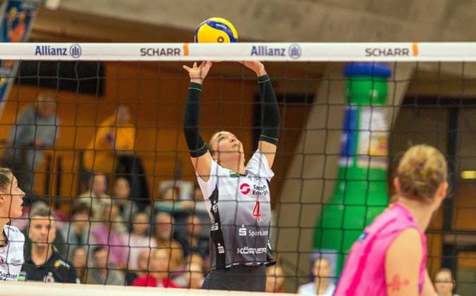 29.10.25 Allianz MTV Stuttgart - Dresdner SC Deutschland, Stuttgart, 29.10.2025, Volleyball, Frauen, Bundesliga, Saison 2025 2026, Allianz MTV Stuttgart - Dresdner SC (3:0): Emma Grome (Dresdner SC)..
