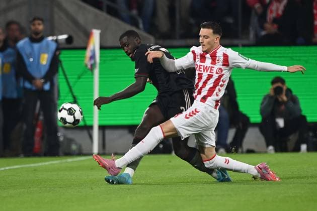 Dayot UPAMECANO (M) gegen Said EL MALA (K) Aktion, Zweikampf, Fussball, DFB Pokal, 2.Hauptrunde, 1. FC Koeln - FC Bayern Muenchen 1-4 am 29.10.2025 im Rhein-Energie-Stadion Koeln Deutschland. DFL regulations prohibit any use of photographs as image sequences and or quasi-video Â