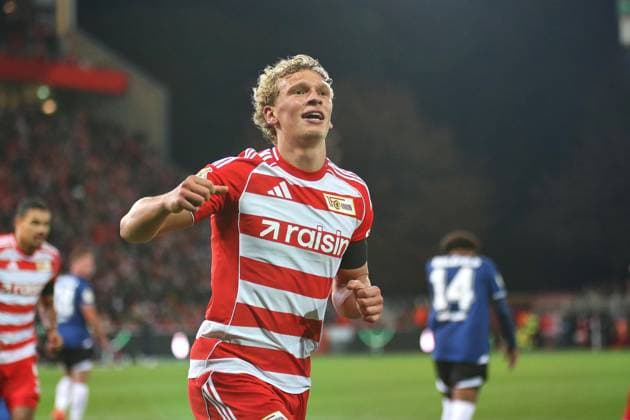 Berlin, Deutschland, 29.10.2025: Stadion Alte Försterei: DFB-Pokal 2025 2026: Union Berlin - Arminia Bielefeld: Leopold Querfeld (14, Union Berlin) jubelt nach seinem Treffer in der 11. Minute Copyright: xdtsxNachrichtenagenturx dts_91145