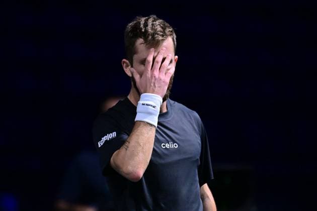 TENNIS : Rolex Paris Masters - Paris - 29 10 2025 Corentin MOUTET ( France ) looks dejected during the Rolex Paris Masters at Paris La Defense Arena on October 29, 2025 in Nanterre, France. (Photo by Federico Pestellini PSNewz ) ParisFrance  Copyright: xFedericoxPestellinix