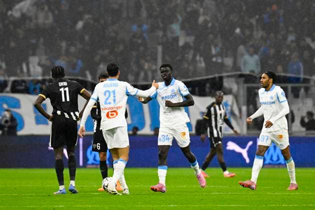 FOOTBALL : Olympique de Marseille VS Angers SCO - Ligue 1 McDonald s - 29 10 2025 Joy OM but Robinio Vaz (OM) - Ligue 1 McDonald s match between Olympique de Marseille and Angers SCO on October 29, 2025 at the Orange Velodrome Stadium in Marseille. MarseilleFrance  Copyright: xWilliamxCannarellax