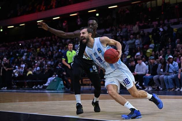 London Lions v Turk Telekom Ankara - EuroCup LONDON, UNITED KINGDOM - OCTOBER 29: Dogus Ozdemiroglu of Turk Telekom Ankara competes during the fifth week of the Basketball BKT EuroCup between Turk Telekom and London Lions at Copper Box Arena in London, UK on October 29, 2025. Rasid Necati Aslim Anadolu London United Kingdom. Editorial use only. Please get in touch for any other usage.  Copyright: x2025xAnadoluxRasidxNecatixAslimx