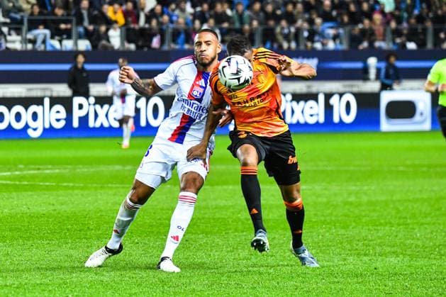 FOOTBALL : Paris FC vs Olympique Lyonnais - Ligue 1 - JournÃ e 10 - 29 10 2025 Corentin Tolisso (OL) Samir Chergui (Paris FC) ParisFrance  Copyright: xLaptistex