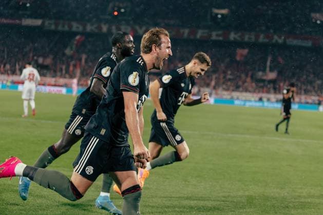 29.10.25, Männer, Fussball, DFB Pokal, 2025 2026, 1.FC Köln - FC Bayern München, 2. Runde Harry Kane ( 9 - FC Bayern München) Jubel über Treffer zum 1:3 mit Schrei Köln RheinEnergie Stadion NRW Deutschland