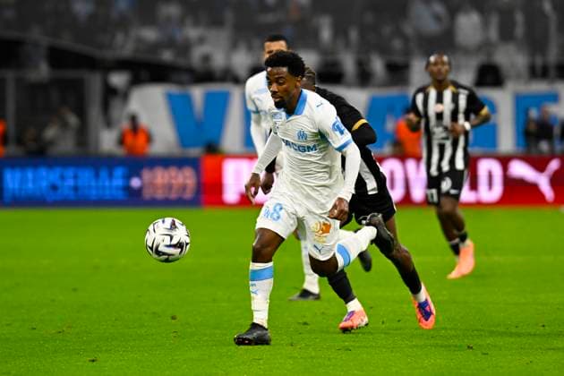 FOOTBALL : Olympique de Marseille VS Angers SCO - Ligue 1 McDonald s - 29 10 2025 Angel Gomes (OM) - Ligue 1 McDonald s match between Olympique de Marseille and Angers SCO on October 29, 2025 at the Orange Velodrome Stadium in Marseille. MarseilleFrance  Copyright: xWilliamxCannarellax