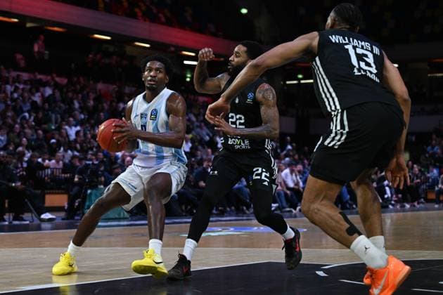 London Lions v Turk Telekom Ankara - EuroCup LONDON, UNITED KINGDOM - OCTOBER 29: Tarik Phillip (22) of Turk Telekom in action during the fifth week of the Basketball BKT EuroCup between Turk Telekom and London Lions at Copper Box Arena in London, UK on October 29, 2025. Rasid Necati Aslim Anadolu London United Kingdom. Editorial use only. Please get in touch for any other usage.  Copyright: x2025xAnadoluxRaÅüidxNecatixAslÄ±mx