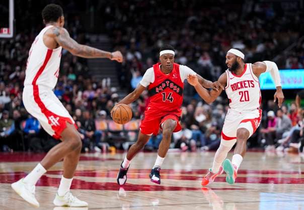 October 29, 2025, Toronto, On, Canada: Toronto Raptors guard Ja Kobe Walter (14) battles against Houston Rockets guard Josh Okogie (20) during the second half of preseason NBA, Basketball Herren, USA basketball action in Toronto, Wednesday, Oct. 29, 2025. Ja Kobe Walter, Josh Okogie - ZUMAc35_ 20251029_zaf_c35_165 Copyright: xThomasxSkrljx