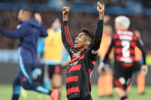 Brazil™s Flamengo forward Bruno Henrique celebrates after his team qualified for the final following a draw in the second leg of the CONMEBOL Copa Libertadores semi-final against Racing Club of Argentina at the Presidente Juan Domingo Peron stadium in Avellaneda, Buenos Aires, Argentina, on October 29, 2025. AVELLANEDA ARGENTINA Copyright: xALEJANDROxPAGNIx