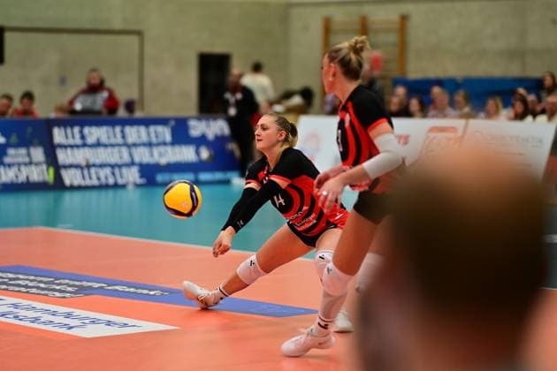 Volleyball I Frauen I Saison 2025-2026 I Bundesliga I 4. Spieltag I ETV Hamburger Volksbank Volleys - Ladies in Black Aachen I 29.10.2025 Fiona Dittmann (14, ETV Hamburger Volksbank Volleys) Hamburg ETV Sporthalle Hoheluft Hamburg Deutschland Copyright: xLobeca FelixxSchlikisx