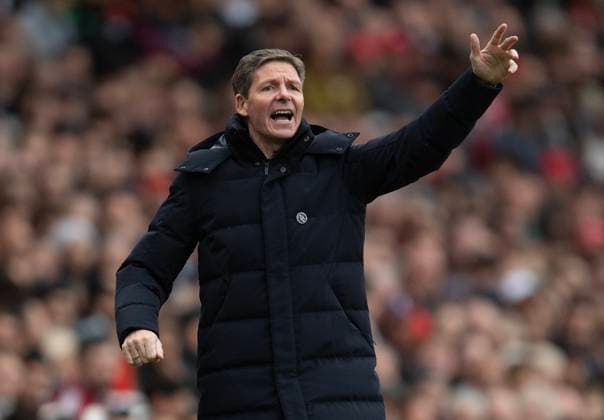 Arsenal v Crystal Palace - Premier League LONDON, ENGLAND - OCTOBER 26: Crystal Palace manager Oliver Glasner during the Premier League match between Arsenal and Crystal Palace at Emirates Stadium on October 26, 2025 in London, England. London Emirates Stadium England United Kingdom Copyright: xVisionhausx 776340437