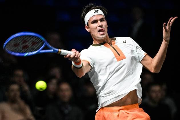 October 30, 2025, Nanterre, France, France: Daniel ALTMAIER of Germany during the fourth day of the Rolex Paris Masters 1000 tennis tournament at Accor Arena on October 30, 2025 in Nanterre near Paris, France. Nanterre France - ZUMAm308 20251030_zsp_m308_021 Copyright: xMatthieuxMirvillex